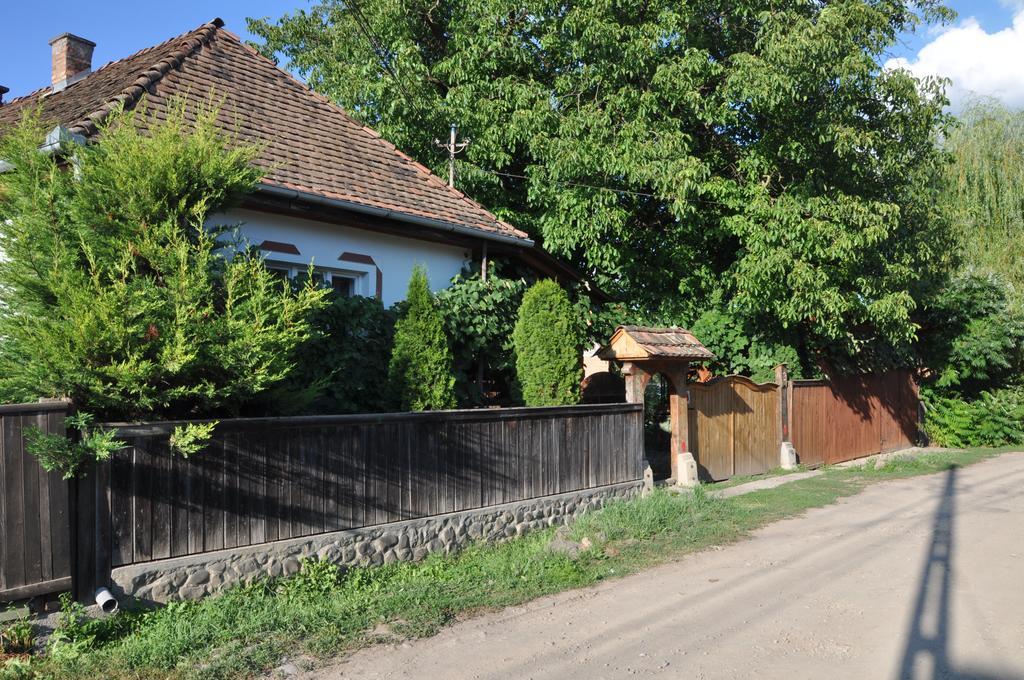 Kuekuello Vendeghaz Hotel Sovata Exterior foto